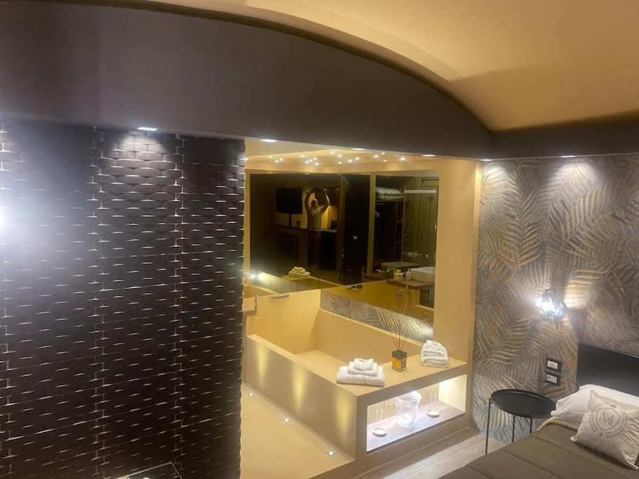 Montesantogroup Suite House Nel Centro Di Napoli Dış mekan fotoğraf