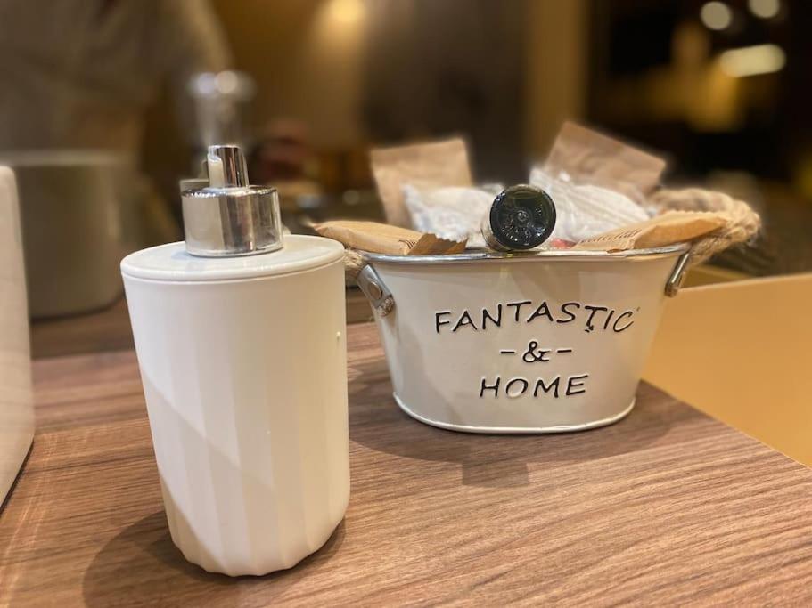 Montesantogroup Suite House Nel Centro Di Napoli Dış mekan fotoğraf