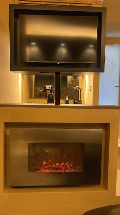 Montesantogroup Suite House Nel Centro Di Napoli Dış mekan fotoğraf
