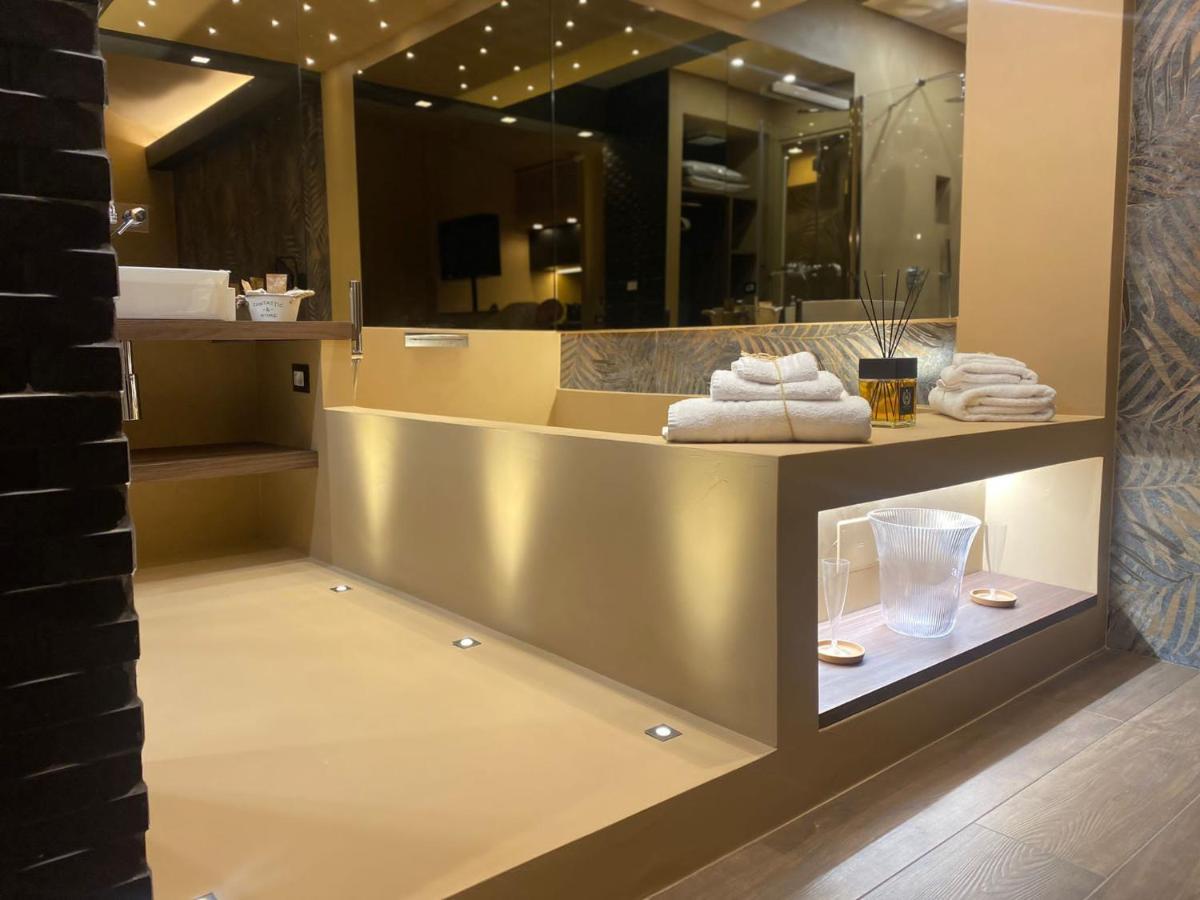 Montesantogroup Suite House Nel Centro Di Napoli Dış mekan fotoğraf